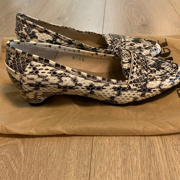 Prestige mid heel lady shoes,snake skin pattern - Picture 4 of 7